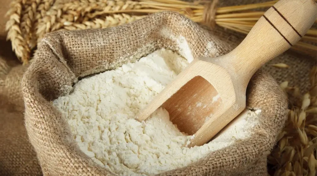 Hướng dẫn bảo quản và sử dụng bột mì sau khi mở bao để giữ độ tươi ngon